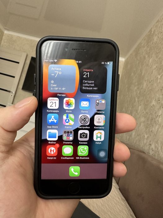 Айфон 7     32г акб 81%