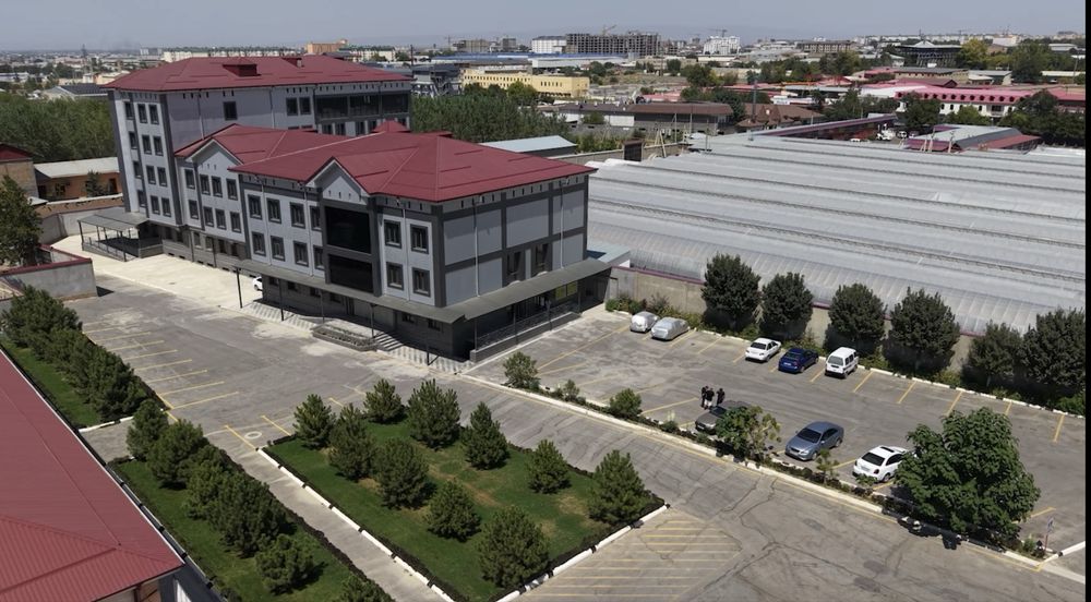 Продается/сдается в аренду здание 7000 м2 ор. Family park