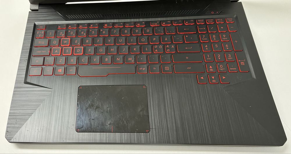 Asus TUF FX504G | i5-8300H | 16GB RAM | 256GB SSD | 15.6" | Windows 10
