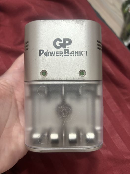 Incarcator GP acumulatori