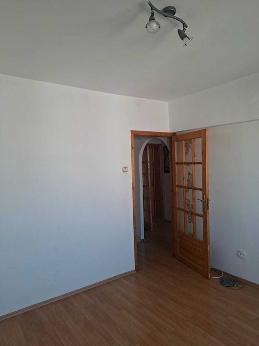 Apartament 2 camere decomandate plus living spatios, zonă centrală  Calea Moșilor intre Bd. Dacia  si Bd. Carol