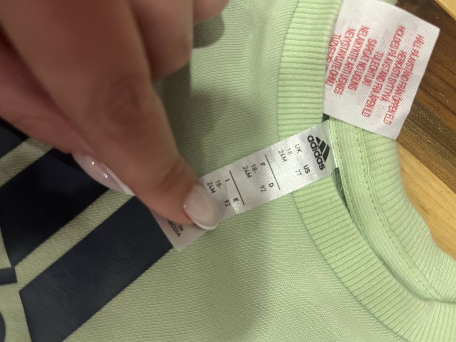 Анцунг  адидас  92 см (оригинален)  :) …….