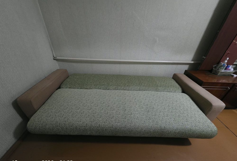 Продам диван книжку