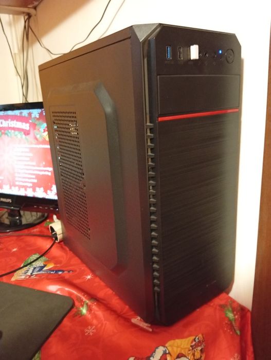 Unitate PC și monitor led slim