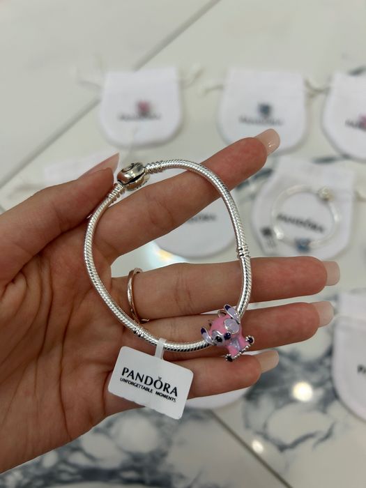 Bratari Pandora Stitch/160 lei bucata/argint