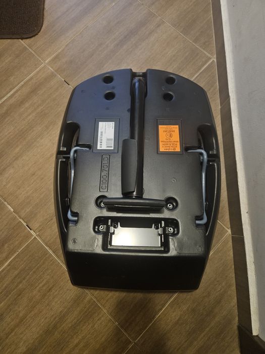 Столче за кола (кошница) Cybex Aton 5 + база и подарък летен калъф
