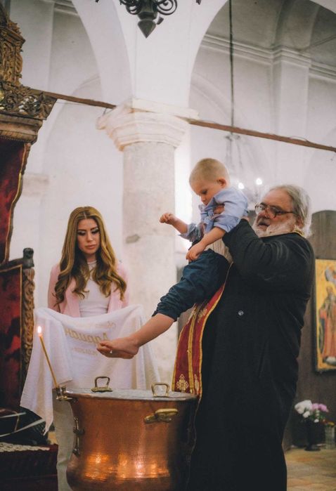 Професионален Фотограф: Сватби, Балове, Кръщенета и Събития