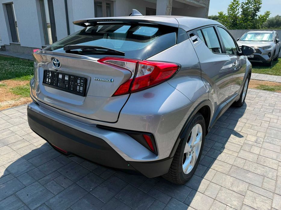 TOYOTA C-HR 2020 — imagine 4