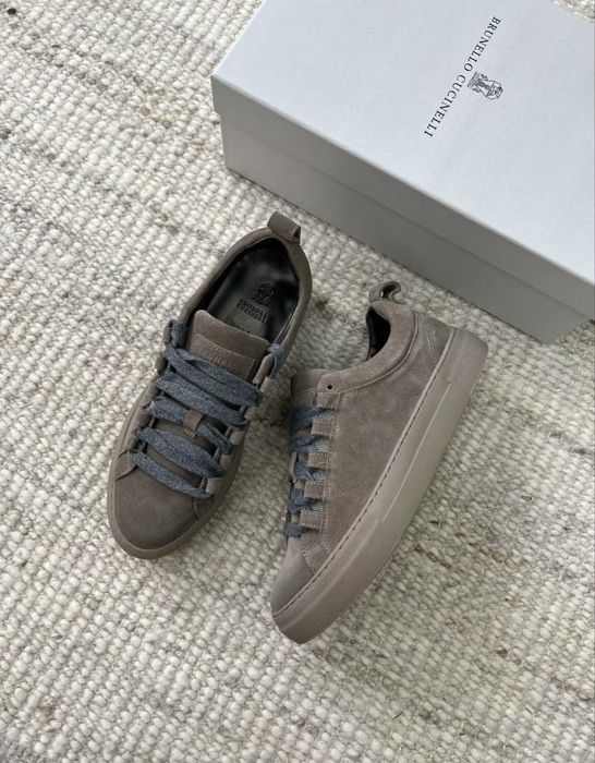 Новые женские кеды