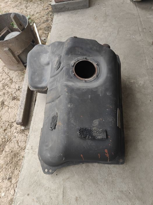 Бензобак для Audi 100, 80 литров