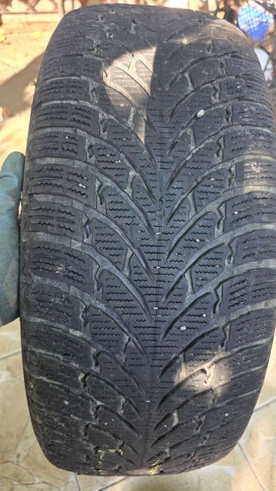 Anvelope iarnă Nokian WR SUV 4 235/50 R19, 4X4 set
