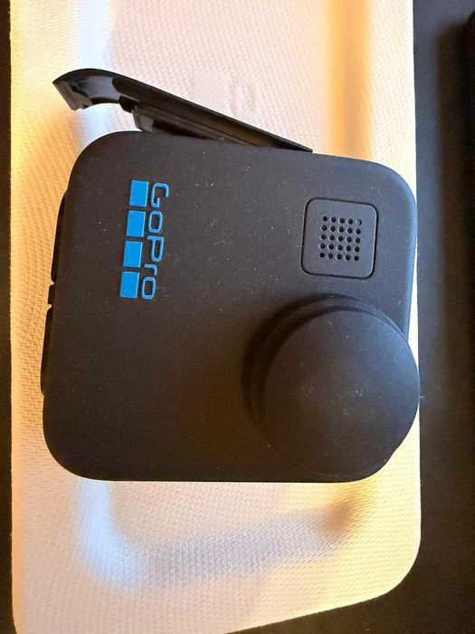 GoPro Max 360 (versiunea 2025) cu IA, 5.6K30 360 Video, baterie noua nefolosita