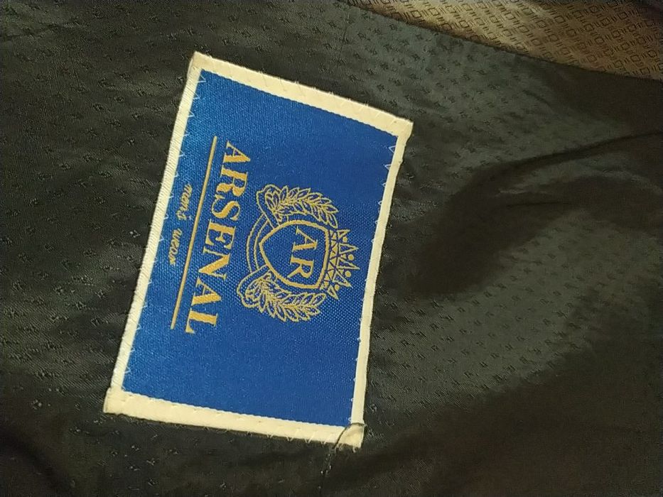 Продаю костюм б/у