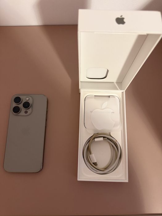 Iphone 15  pro 256gb