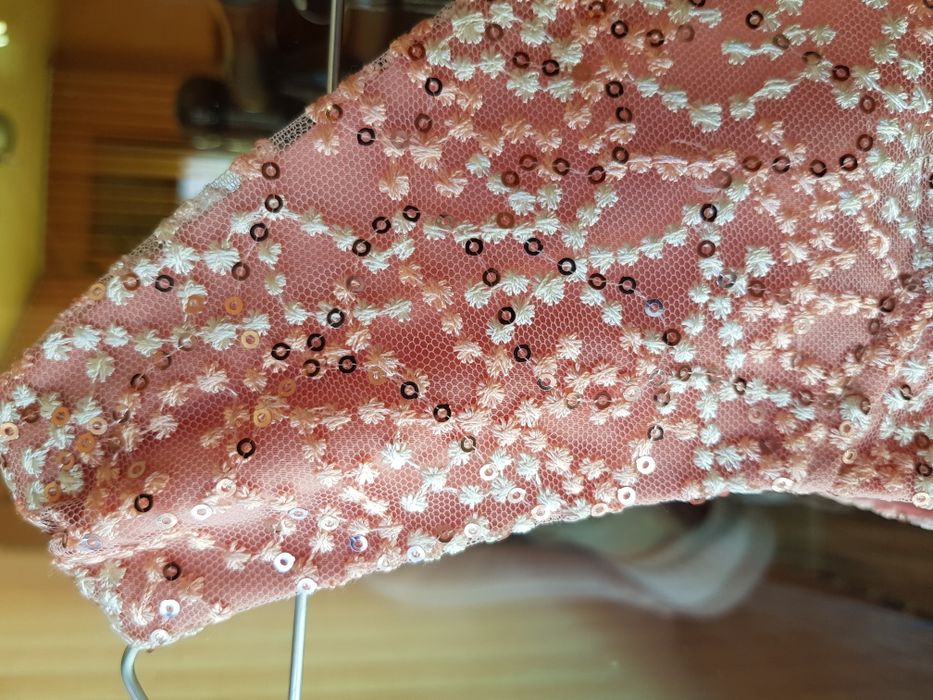 Официална рокля размер S