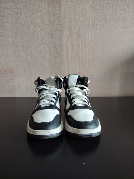 Кроссовки Jordan