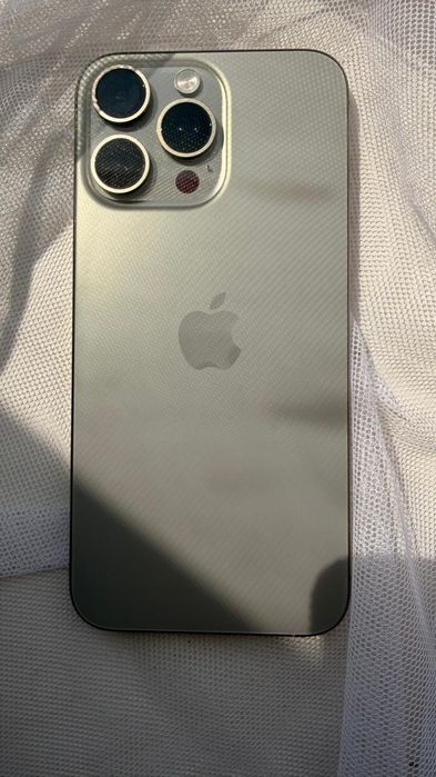 Продам IPhone 15 Pro Max