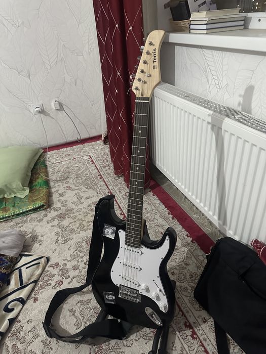 Продается электрогитара terris, stratocaster