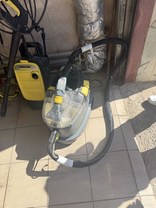 Продаю моющий пылесос KARCHER PUZZI 8/1 C