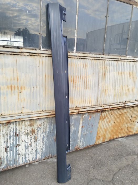 Ляв праг за W212 фейс