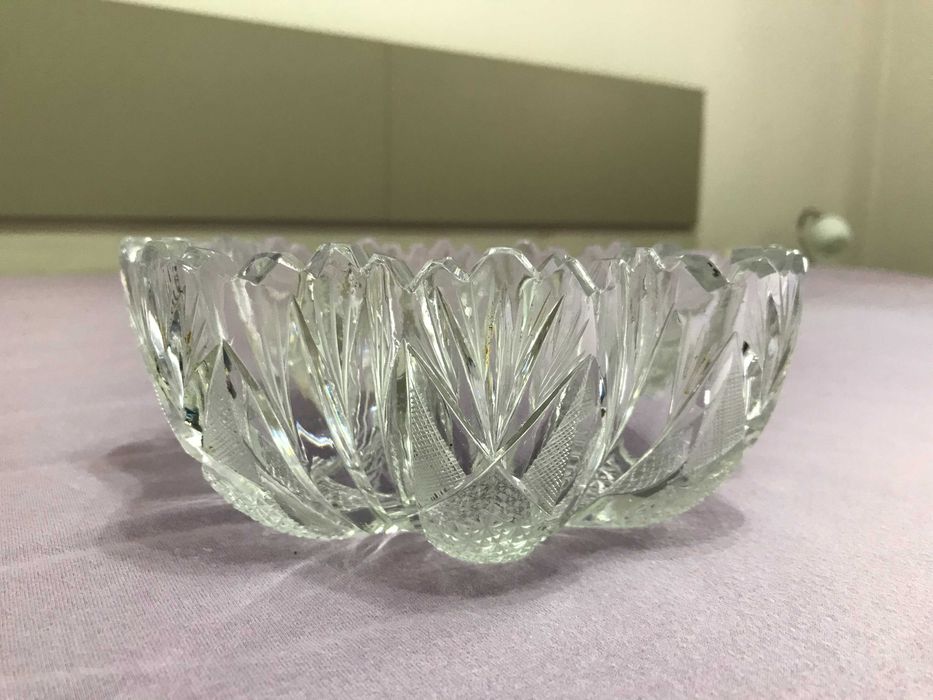 Кристални фруктиери, ордьоври, подноси.