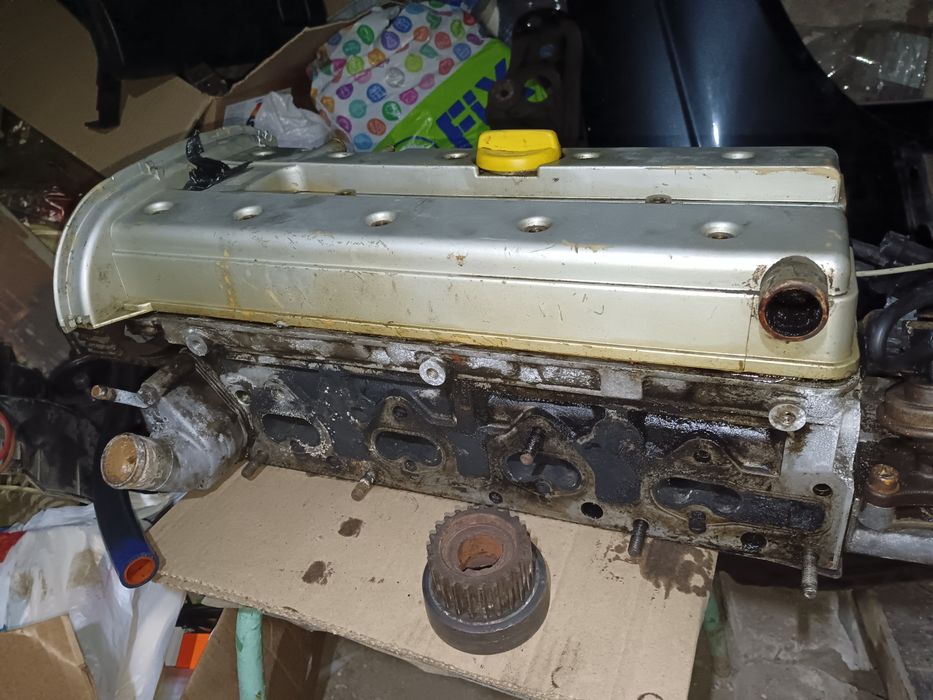 Продам головку 2.0 опель  Opel