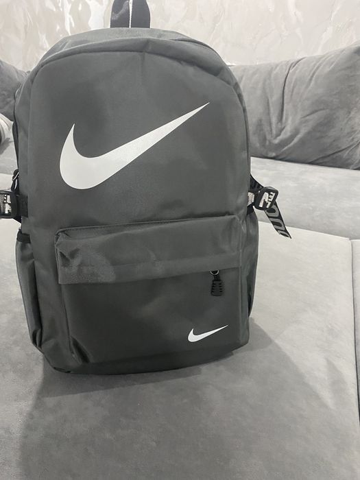 Рюкзак Nike продам