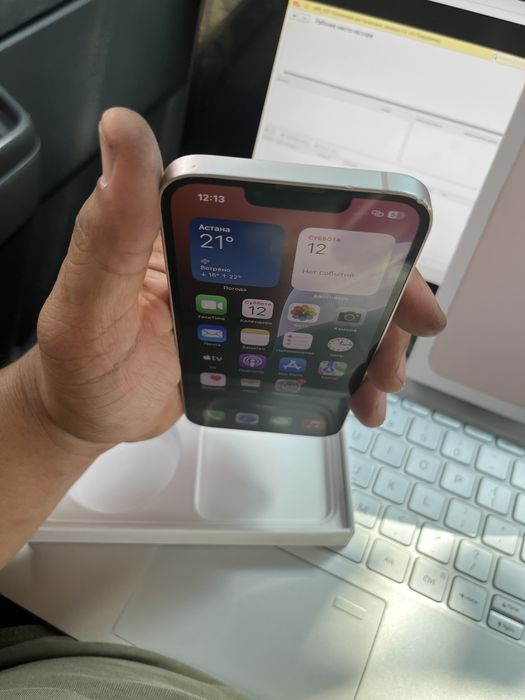 Продам Iphone 13 128gb