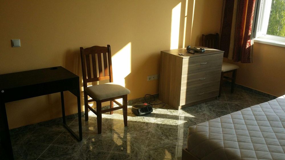 Дава се под наем Едностаен апартамент в София, Студентски град - 40 кв.м за 498.27 € - Снимка #1