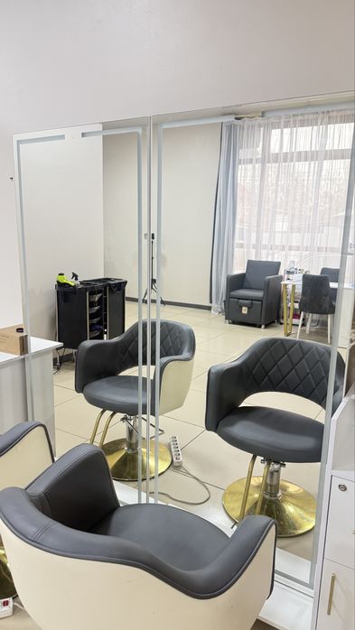 айна салонга биыктыгы  2м