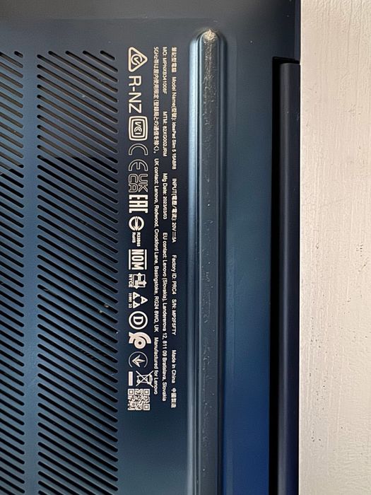 Laptop Lenovo IdeaPad Slim 5 - 16ABR8