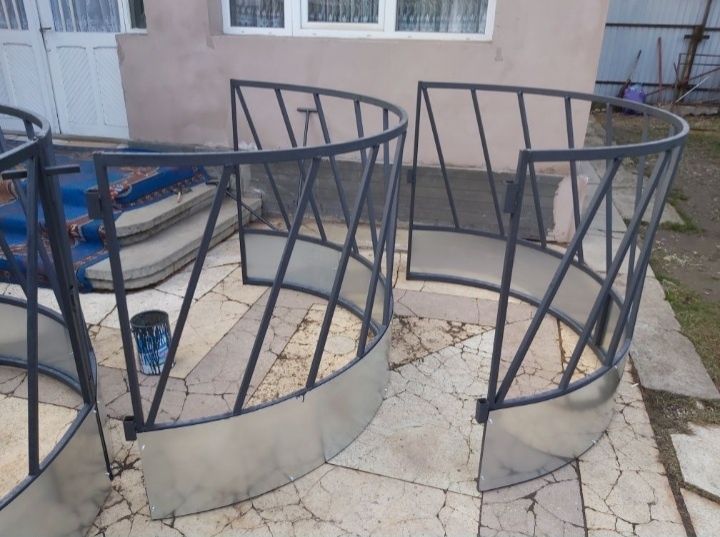 Vând iesle pentru oi