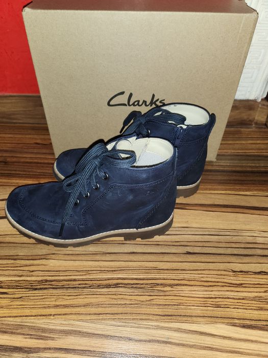 Ghete/bocanci/papuci copii Clarks piele naturală Noi