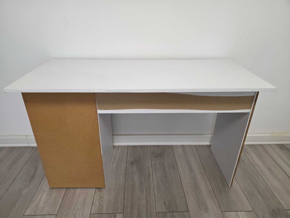 Birou reconditionat alb cu 3 sertare | Stare bună | 122x55x75 cm | Ideal pentru birou sau cameră