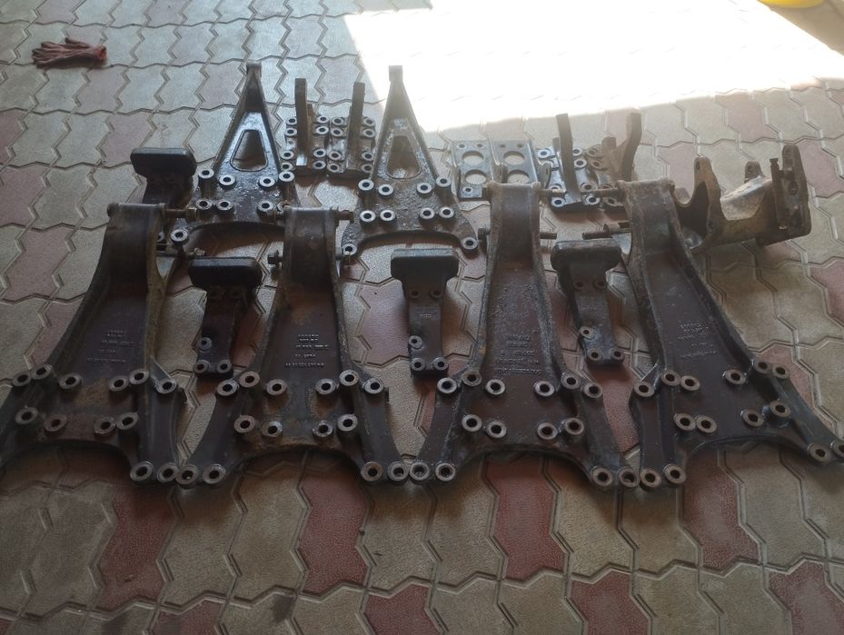 Продам на мерседес актрос