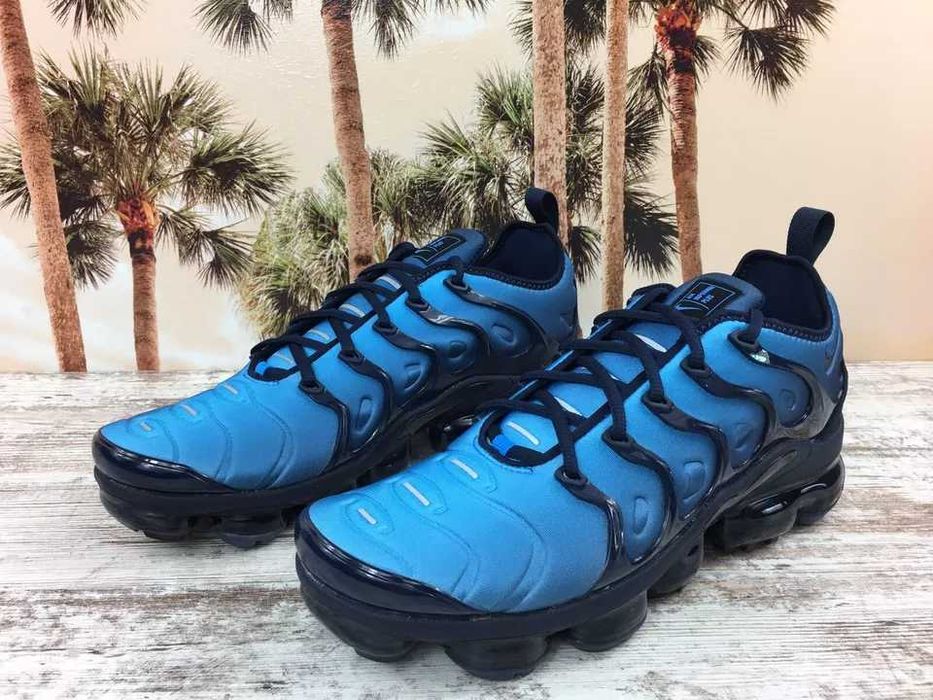 Обувки NIKE / VaporMax PLUS Blue + КУТИЯ