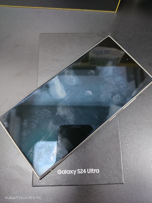 Продам Samsung S24 Ultra