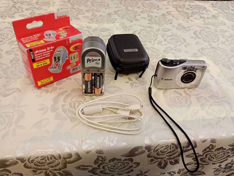 Цифров фотоапарат Canon Powershot A1200 12.1 MP с 4x оптично увеличение (сребрист)