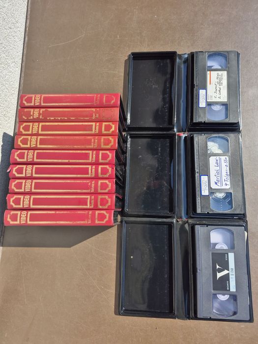 Vând Lot 12 casete video VHS originale Sony de 180-240 minute colectie de filme diferite genuri