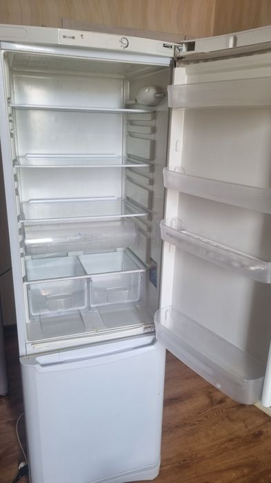 Холодильник б у , Indesit , 185 ×60