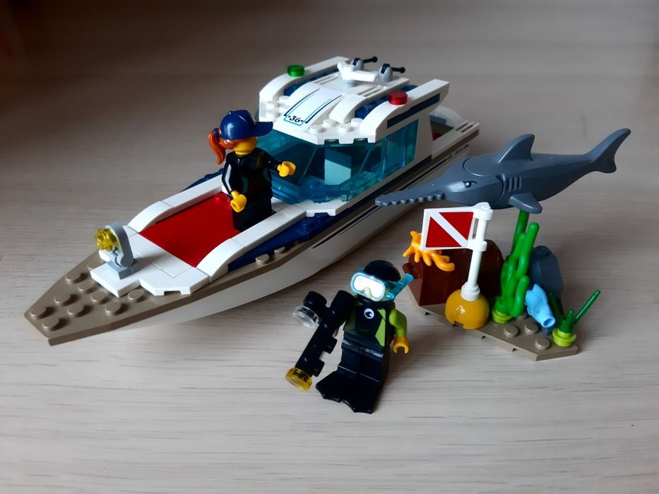 Lego City 60254 si 60221