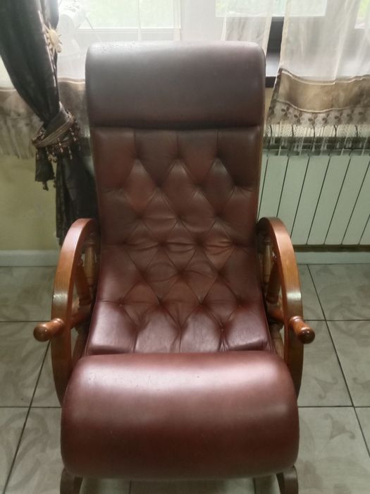 Продам кресло качалку ,ручная работа