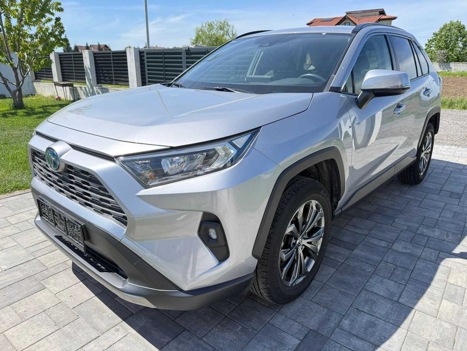 Toyota RAV4 2.5 Hybrid Dynamic 2022 Facelift - Full hibrid - istoric - 80.000km