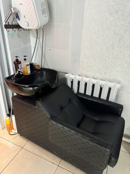 Мойка парикмахерская!