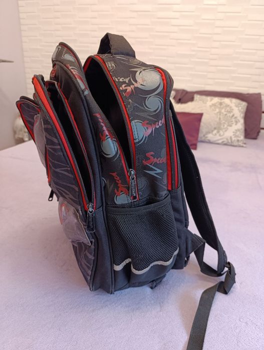 Училищна раница за момче