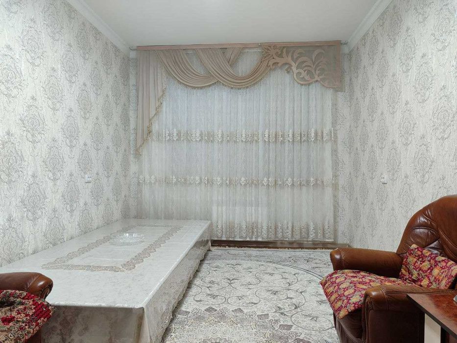 VERSAL.GULOBOD.GUNCHA (Гулобод.Гунча).Прод.3-х.(3/1/4) комн.квартира.