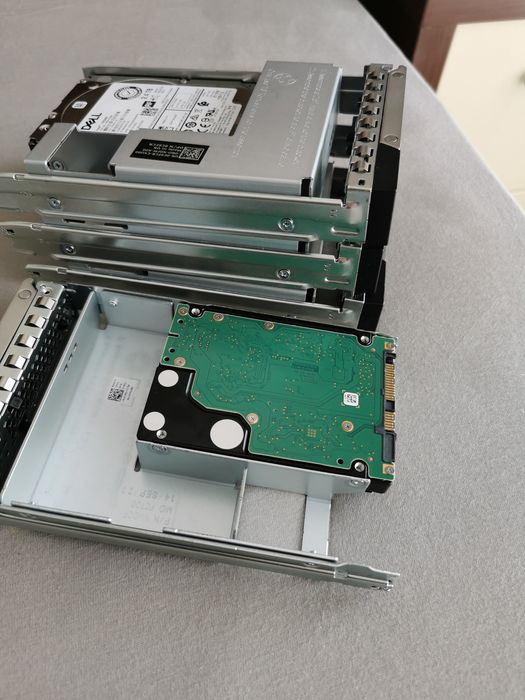 HDD Dell 2.4TB, RPM 10K, enterprise (EXOS 10E2400)