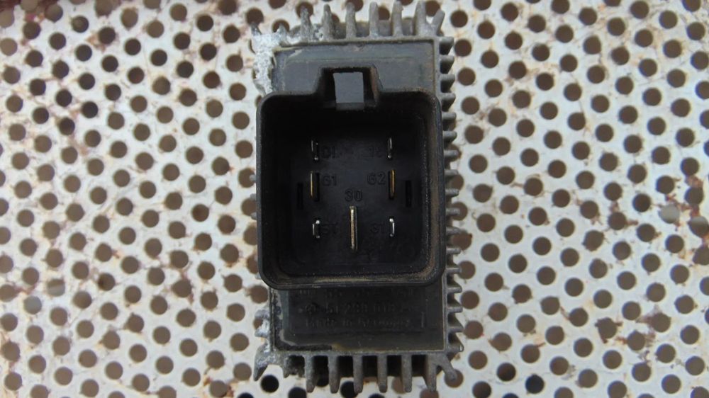 Releu bujii Opel Astra H 1.7 CDTI an 2004-2009 cod 51299018A