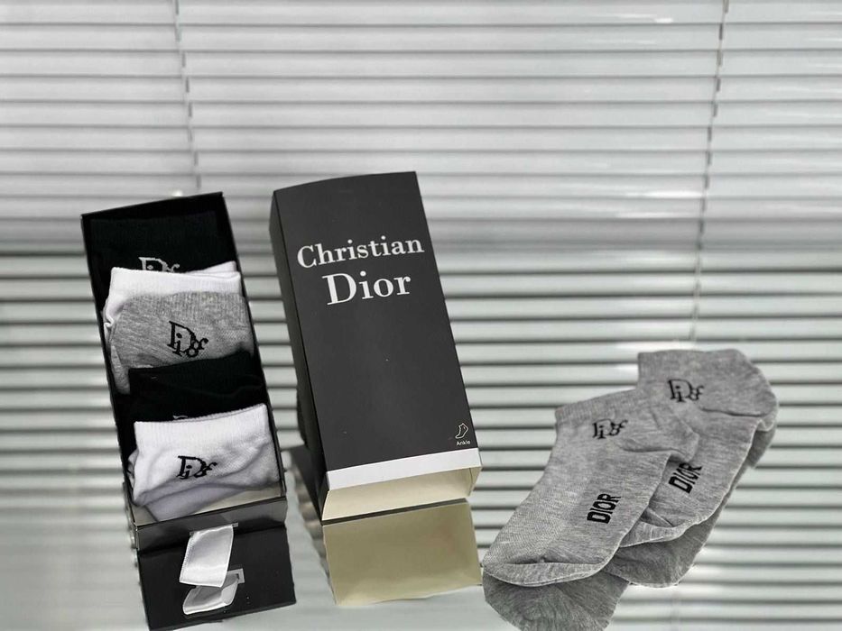 Sosete   scurte  snik   Premium TOMMY  NIKE  ADIDAS  ARMANI  GUCCI etc