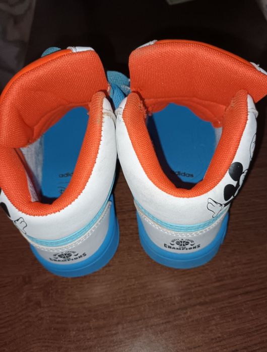 Bascheți copil adidas